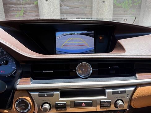 Used 2016 Lexus ES 350 FWD image 23