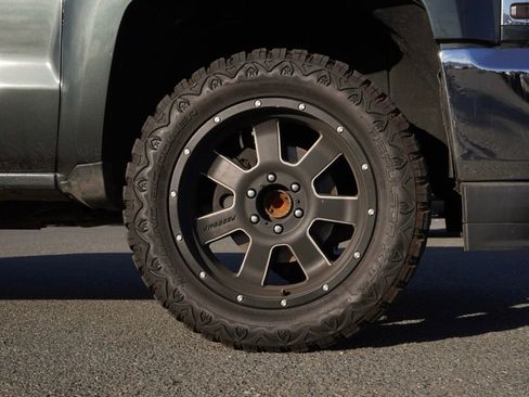 Used 2017 Chevrolet Silverado 1500 LT w/ All Star Edition image 10