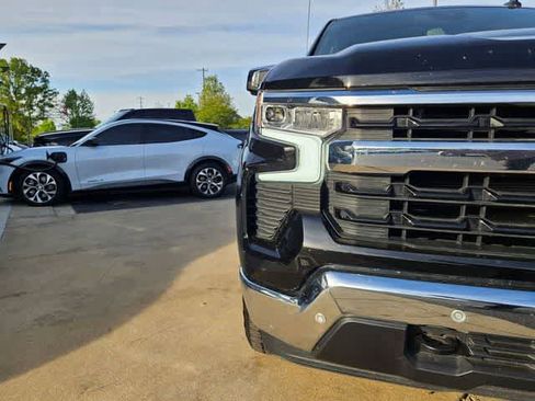 Used 2025 Chevrolet Silverado 1500 LT w/ All Star Edition Plus AWD/4WD image 11