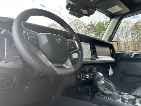 New 2025 Ford Bronco Badlands w/ Sasquatch Package image 14