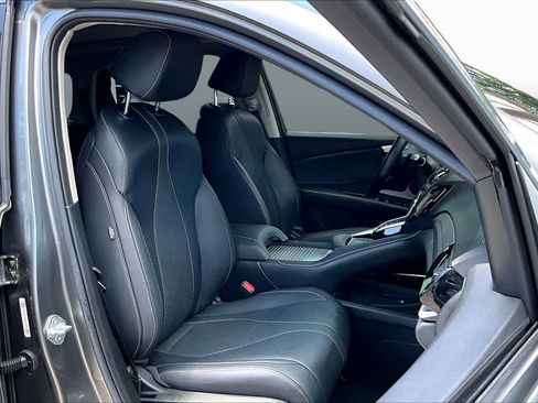Certified 2023 Acura RDX FWD w/ Technology Package image 9
