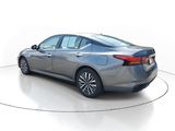 Used 2023 Nissan Altima 2.5 SV image 4