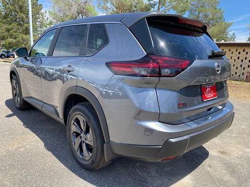 New 2026 Nissan Rogue SV w/ Cold Weather Package AWD/4WD image 3