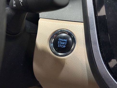 Used 2018 Toyota Camry LE w/ Audio Package image 12