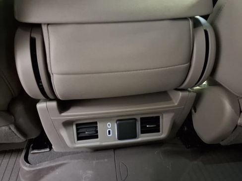 Used 2025 Chevrolet Silverado 2500 LT AWD/4WD image 21