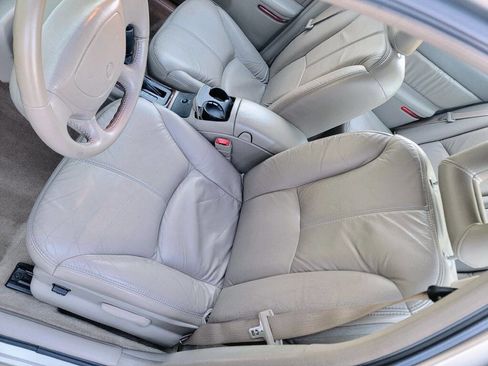 Used 2002 Buick Regal LS w/ LS Premium Pkg image 10