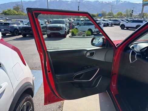 Certified 2023 Kia Soul LX FWD image 10