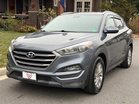 Used 2016 Hyundai Tucson SE w/ Option Group 02 image 2