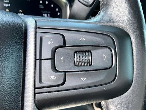 Used 2023 GMC Sierra 1500 Elevation image 13