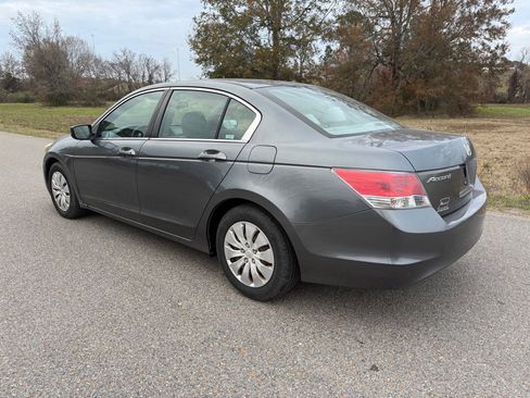 Used 2009 Honda Accord LX image 2