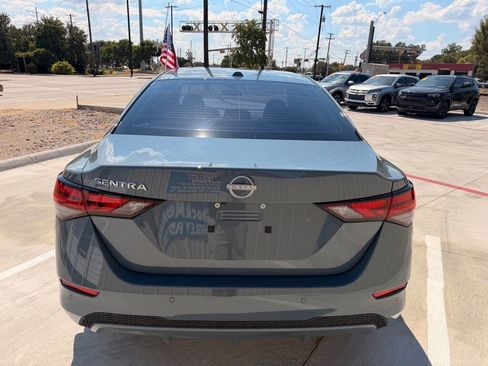 Used 2025 Nissan Sentra SV w/ Trunk Package FWD image 4