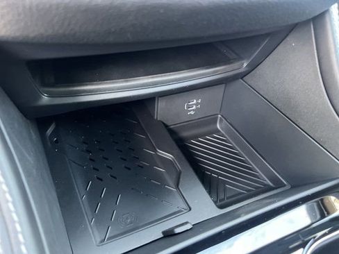 New 2026 Chrysler Pacifica Limited image 28