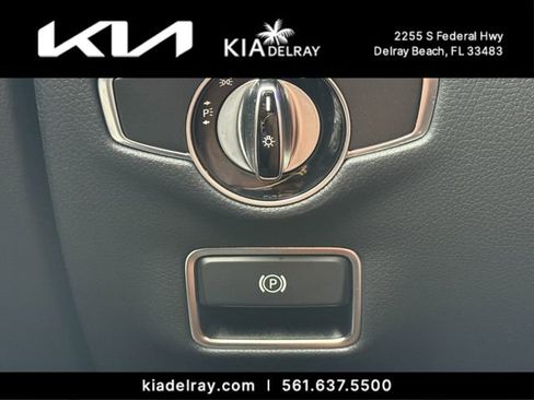 Used 2014 Mercedes-Benz S 550 Sedan image 30