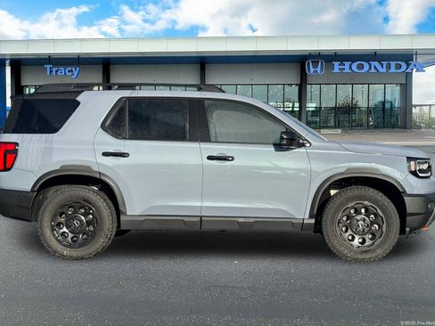New 2026 Honda Passport TrailSport Elite image 3