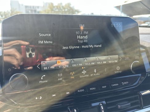 Used 2024 Nissan Pathfinder Platinum w/ Cargo Package image 12