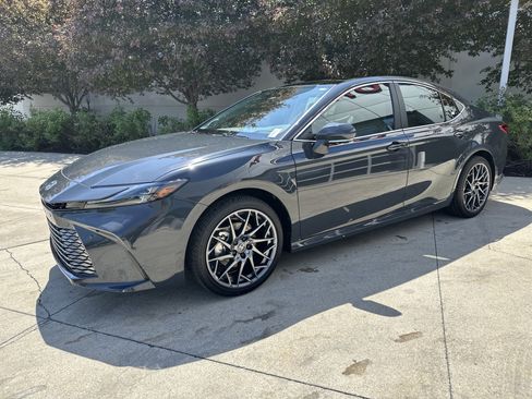 New 2026 Toyota Camry XLE AWD/4WD image 7
