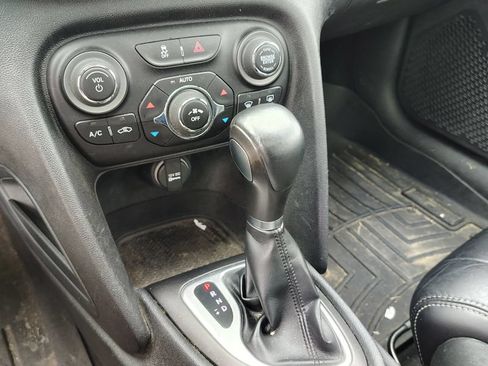 Used 2013 Dodge Dart Limited w/ Limited Special Edition Group FWD image 15