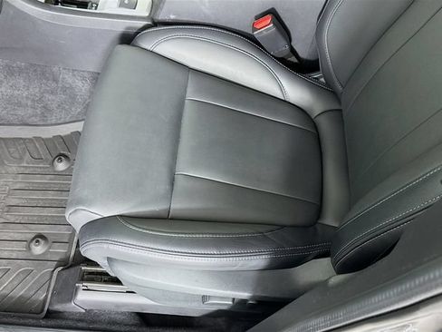 Used 2026 Subaru Ascent Premium AWD/4WD image 19