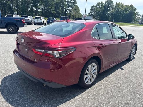 Used 2022 Toyota Camry LE FWD image 10