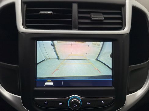 Used 2018 Chevrolet Sonic LS FWD image 2