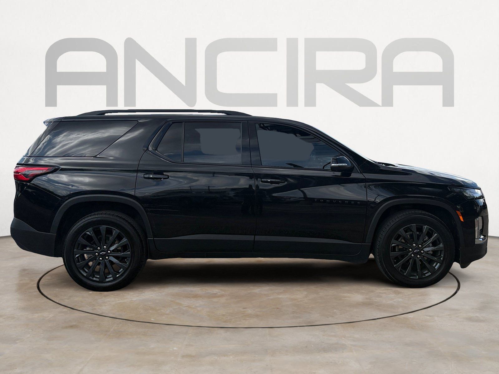 Used 2023 Chevrolet Traverse RS AWD/4WD image 11