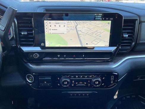 Used 2024 Chevrolet Silverado 2500 LT w/ Convenience Package image 23