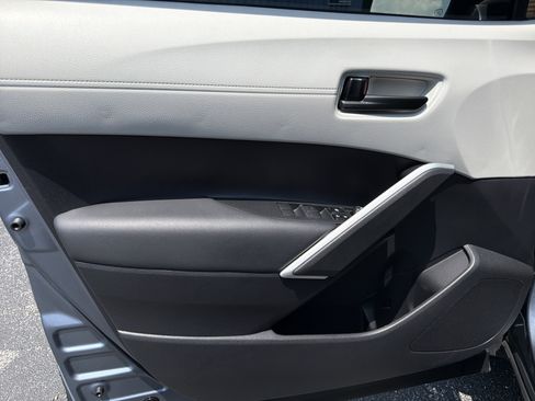 Used 2026 Toyota Corolla Cross L FWD image 10