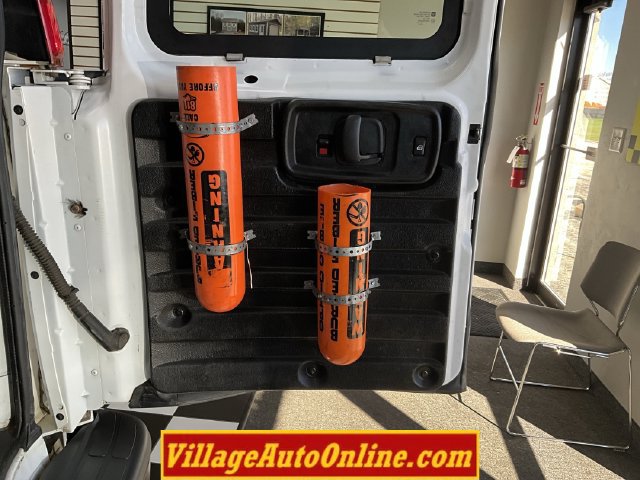 Used 2019 Chevrolet Express 2500 RWD image 22