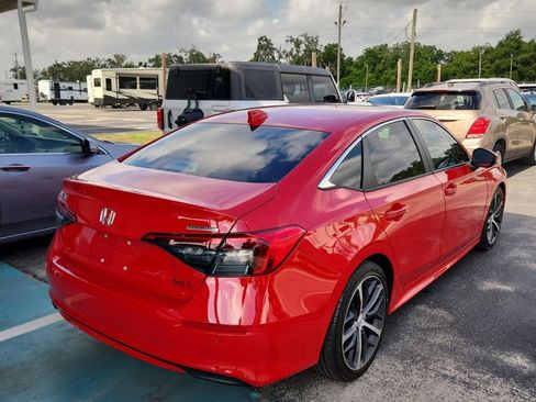 Used 2024 Honda Civic Touring image 5