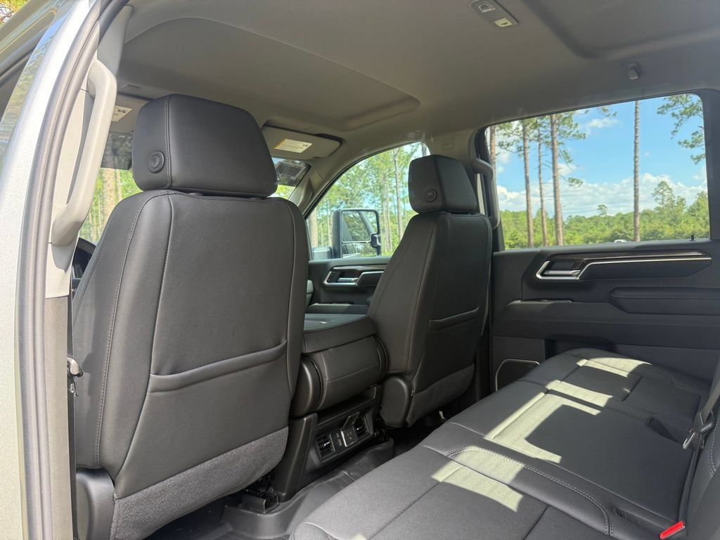 New 2026 Chevrolet Silverado 2500 LT w/ All Star Edition AWD/4WD image 25