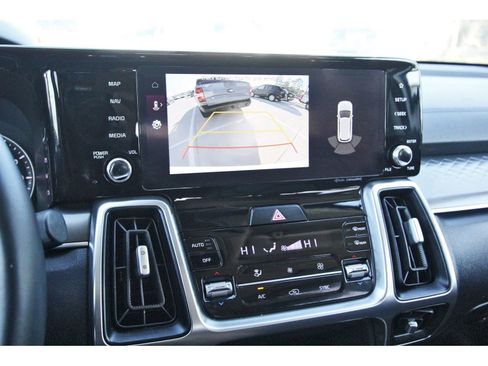 Used 2022 Kia Sorento S w/ Panoramic Sunroof Package image 23