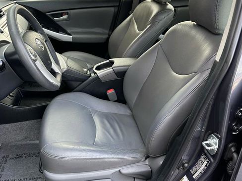 Used 2014 Toyota Prius Prime Plug-In Hybrid FWD image 3