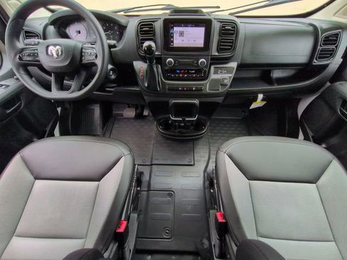 Used 2026 RAM ProMaster 2500 w/ Convenience Group FWD image 16