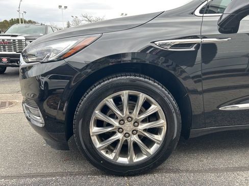 Used 2020 Buick Enclave Premium w/ Sun and Sites Package image 4