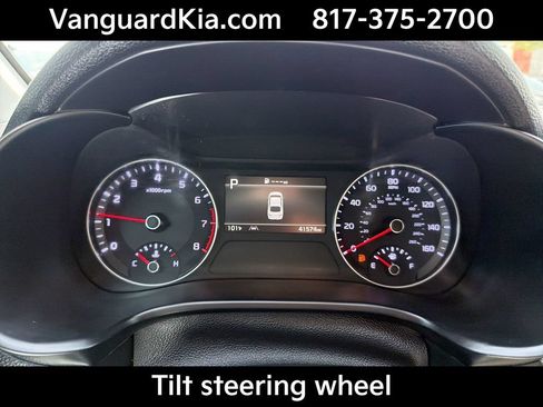 Certified 2024 Kia Forte LXS FWD image 11
