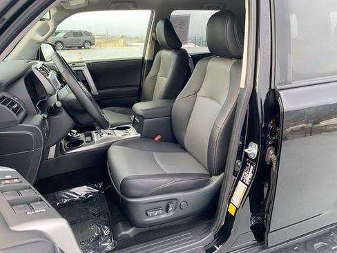 Used 2024 Toyota 4Runner SR5 Premium image 17