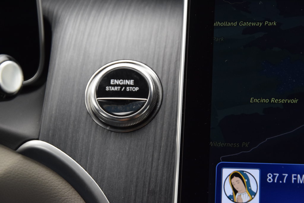 Used 2025 Mercedes-Benz GLC 350e 4MATIC image 28