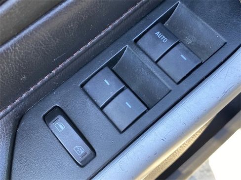 Used 2013 Ford Edge Limited image 18