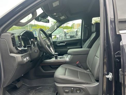 New 2026 GMC Sierra 1500 SLT w/ SLT Premium Package AWD/4WD image 15