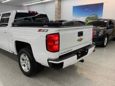 Used 2018 Chevrolet Silverado 1500 LT w/ All Star Edition AWD/4WD image 40