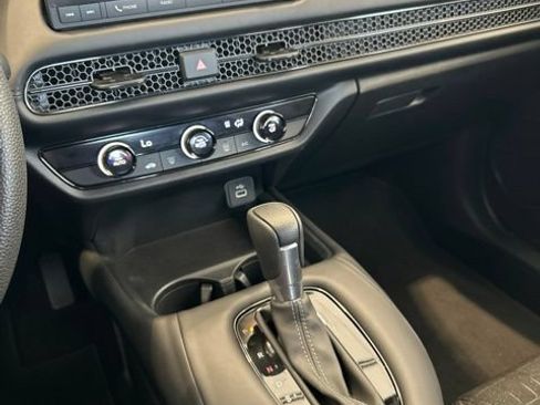 Used 2024 Honda HR-V LX image 14