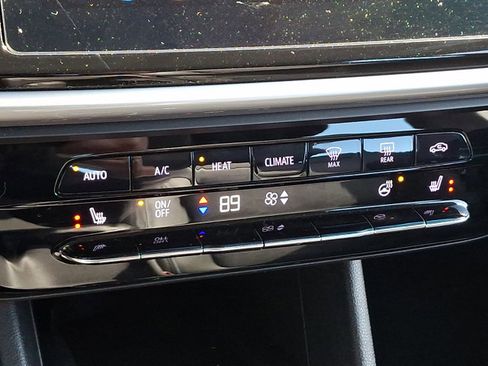 Used 2023 Chevrolet Bolt LT w/ Infotainment Package image 15