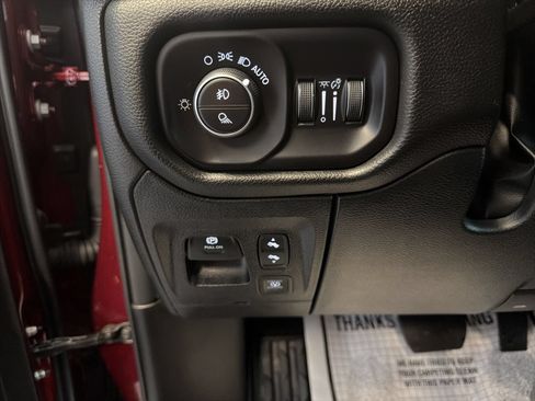 Used 2026 RAM 1500 Lone Star AWD/4WD image 16