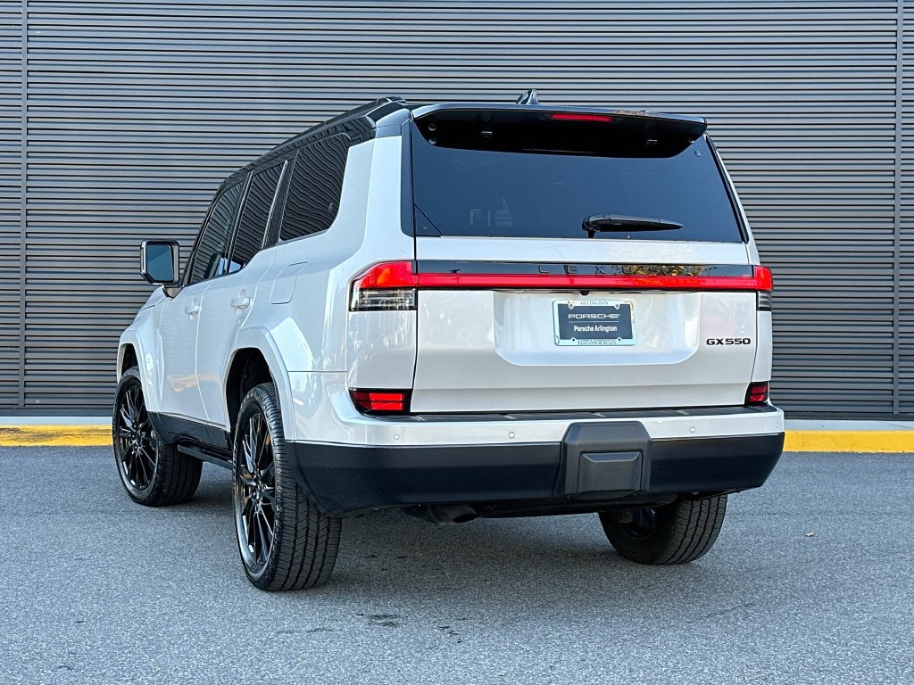 Used 2024 Lexus GX 550 w/ Accessory Package (Z1) AWD/4WD image 3