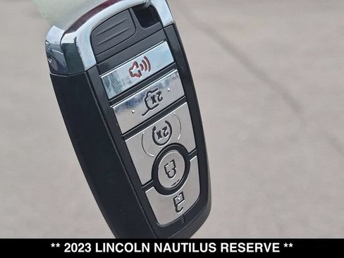 Used 2023 Lincoln Nautilus Reserve w/ Equipment Group 202A AWD/4WD image 29