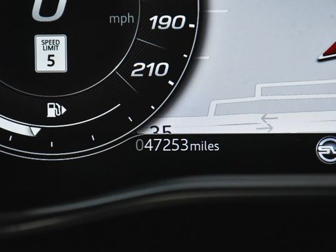 Used 2022 Jaguar F-PACE SVR AWD/4WD image 23