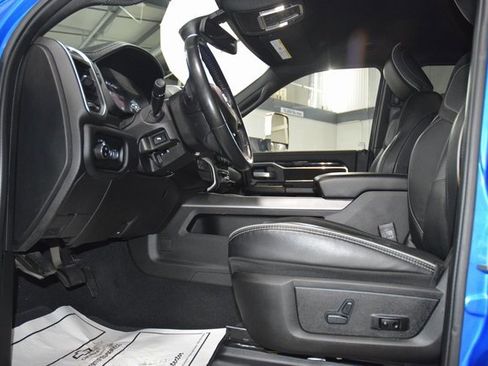 Used 2020 RAM 2500 Laramie image 41