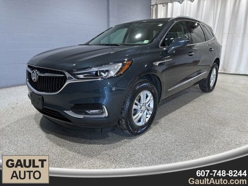 Used 2020 Buick Enclave Essence w/ Sound and Sites Package image 4