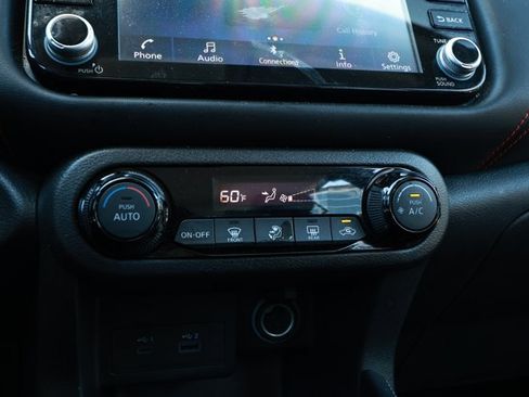 Used 2021 Nissan Kicks SR FWD image 17