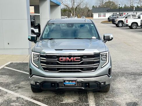 Used 2025 GMC Sierra 1500 SLT image 8